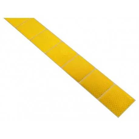 Samolepící páska reflexní dělená 1m x 5cm žlutá Samolepící páska reflexní dělená 1m x 5cm žlutá