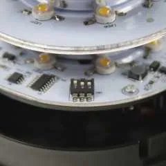 LED maják, 12-24V, 16x3W, oranžový fix, ECE R65