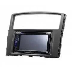2DIN redukce pro Mitsubishi Pajero IV 2006-2014