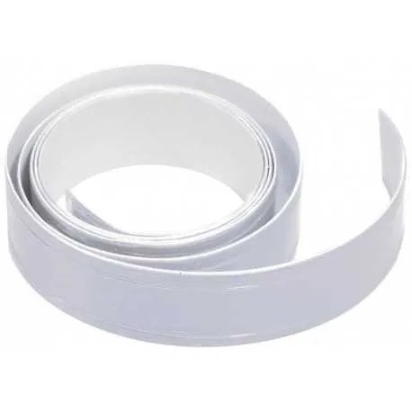 Samolepící páska reflexní 2cm x 90cm stříbrná Samolepící páska reflexní 2cm x 90cm stříbrná